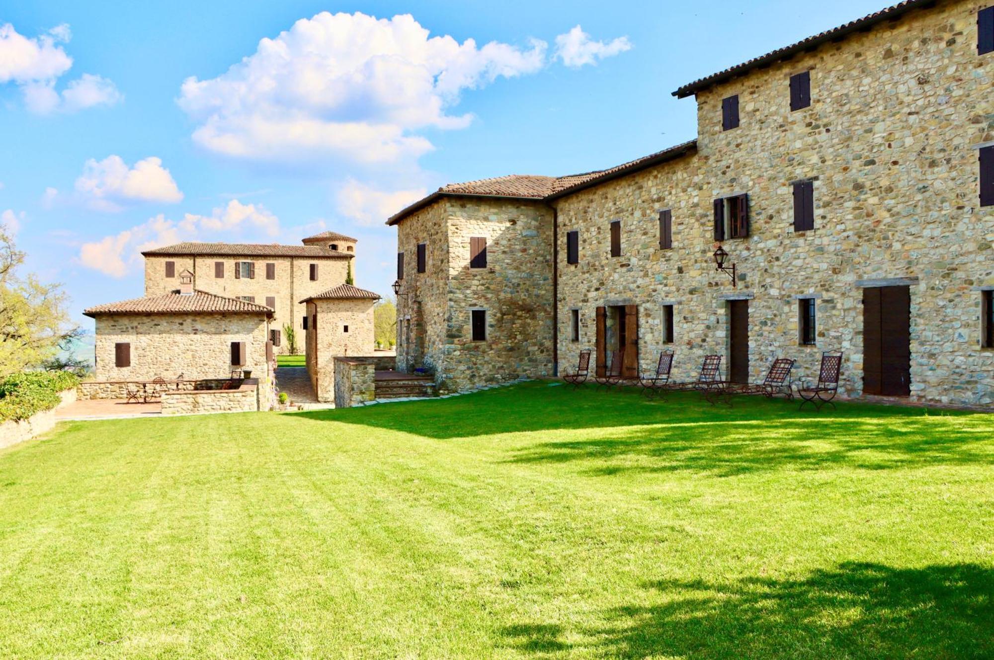 Castello Di Viano别墅 外观 照片