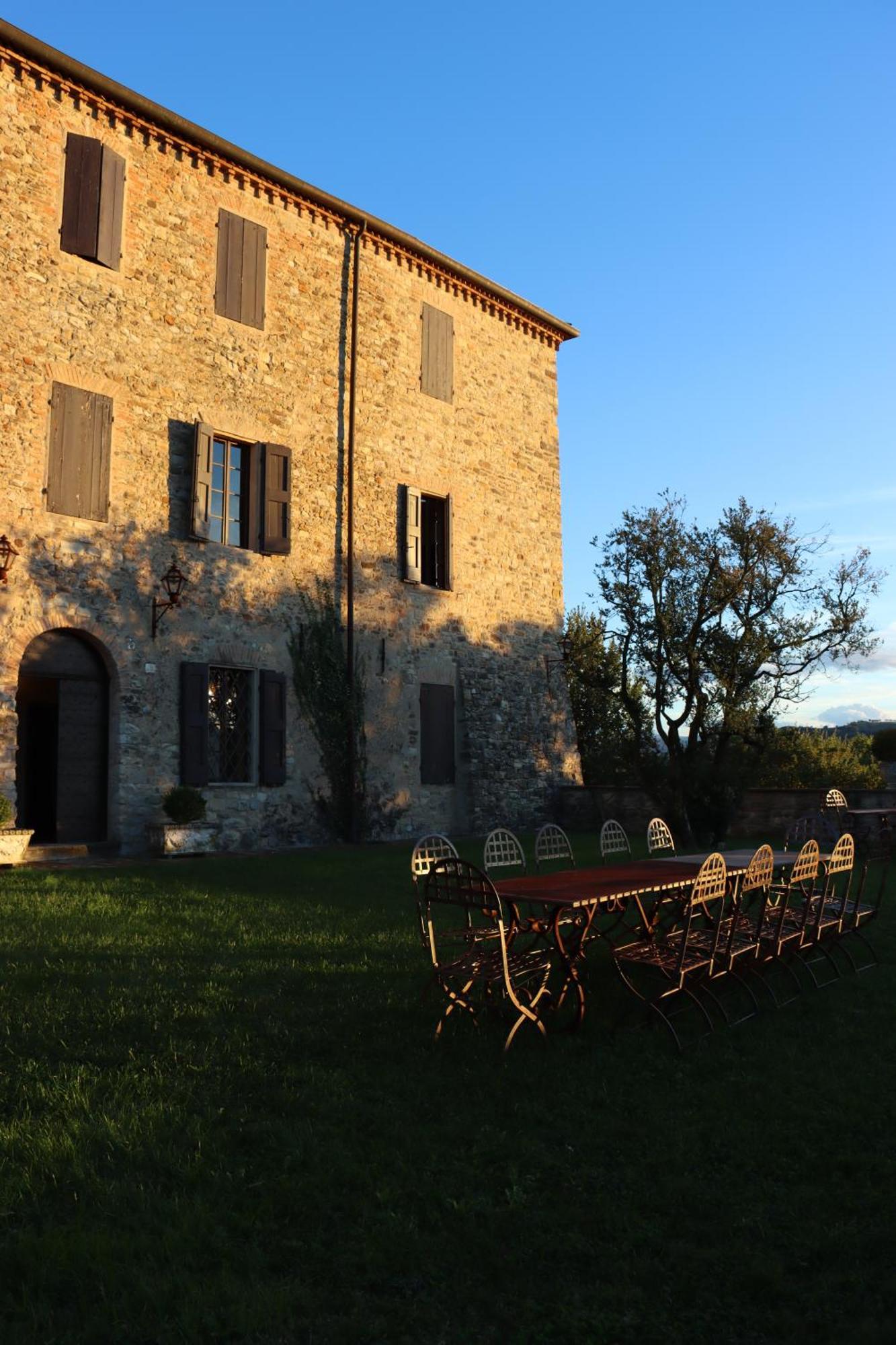 Castello Di Viano别墅 外观 照片